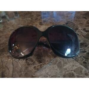 CUTE! Womens Sunglasses Charlotte Russe sun glasses shades
